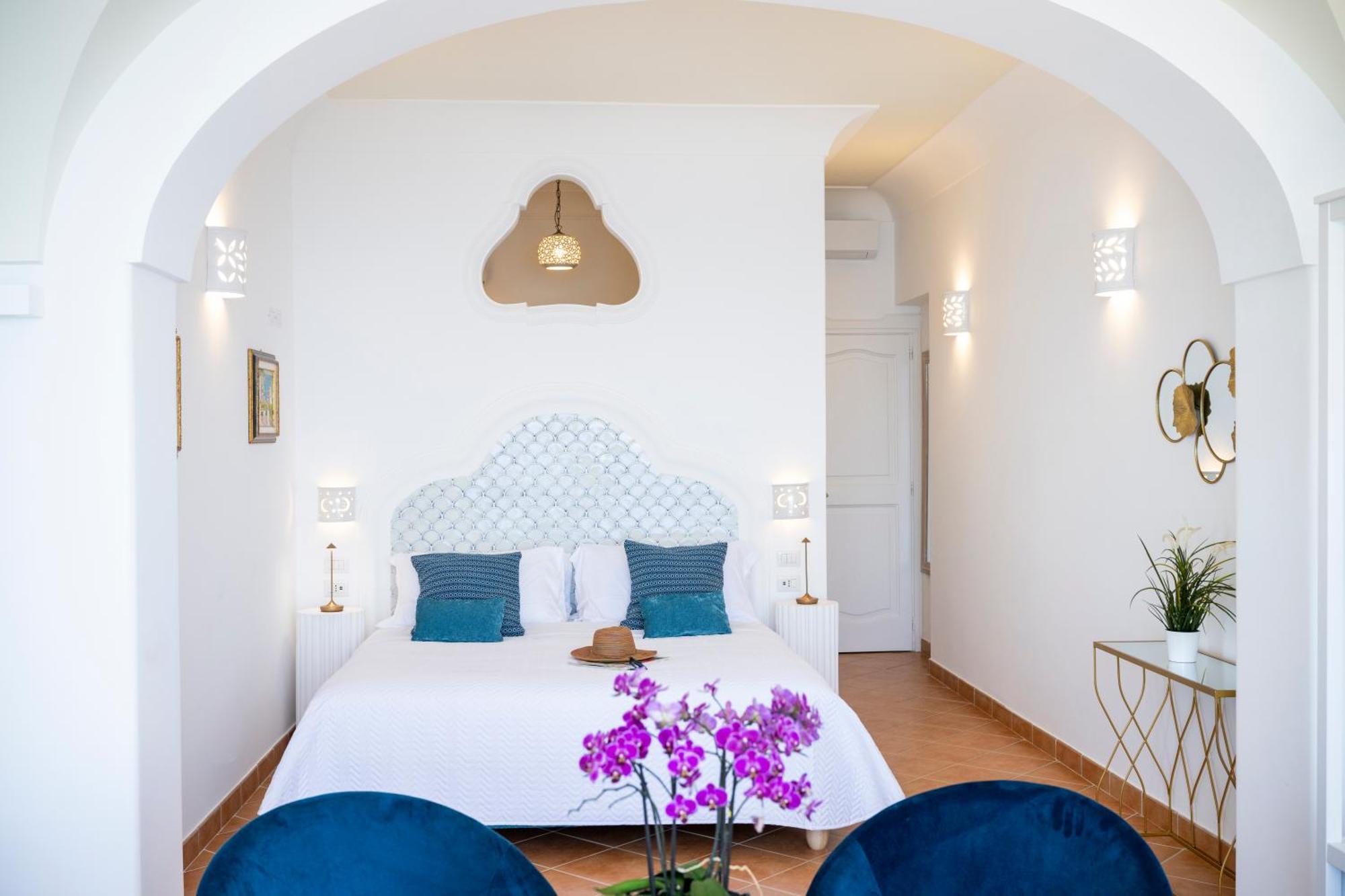 Villa Santa Chiara Positano Suites Exterior foto
